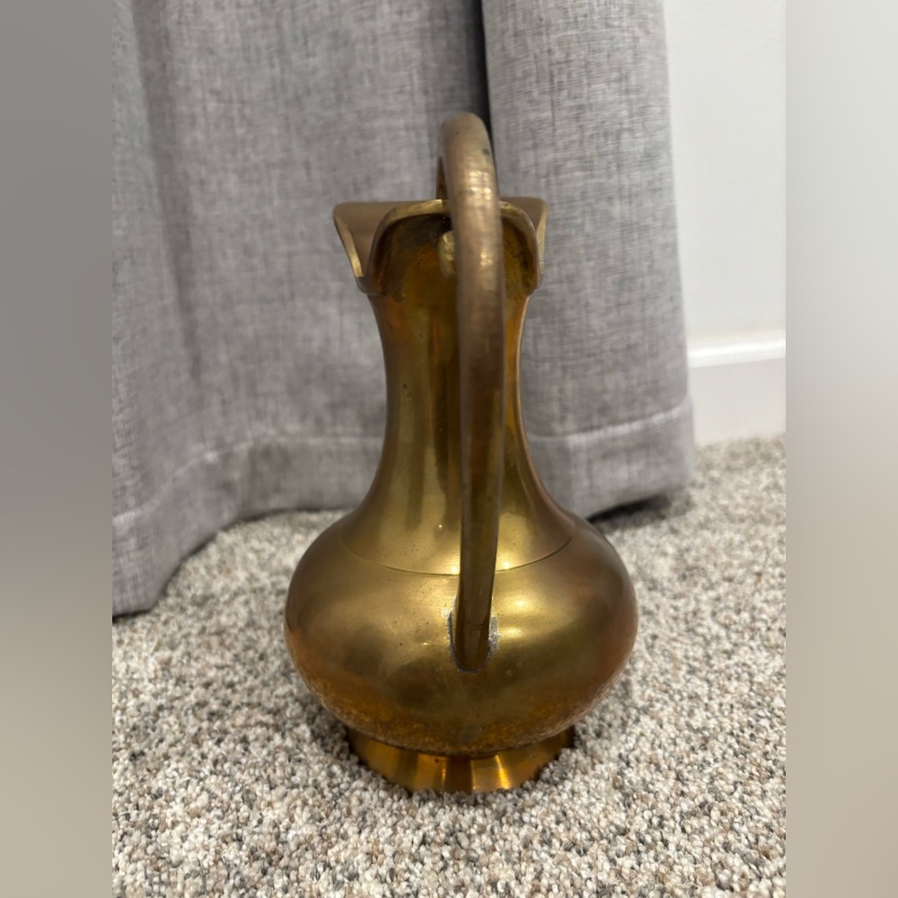 Elegant Vintage Brass Water Pitcher/Vase Solid Brass - Picture 3 of 8